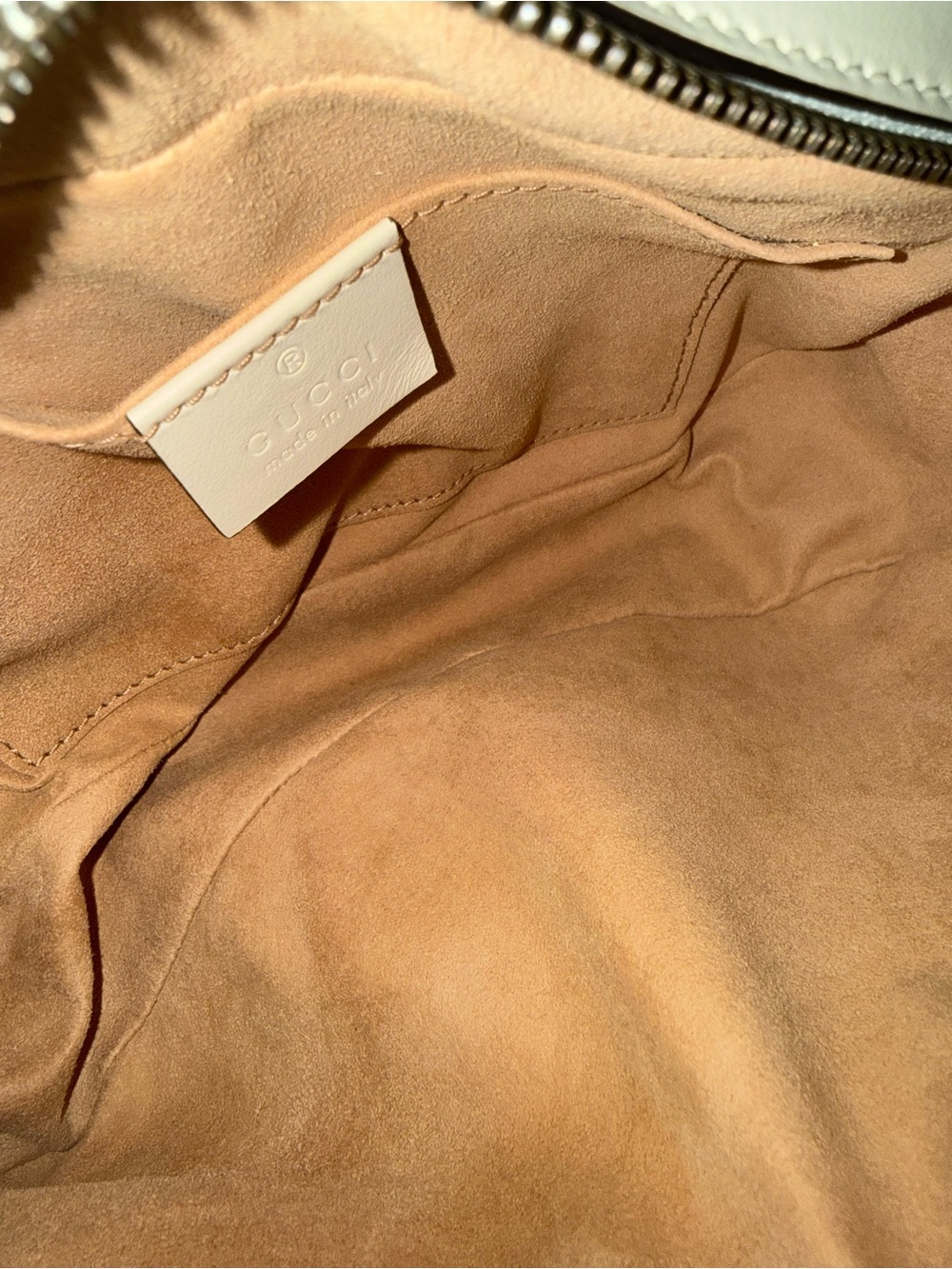 🔥Like New Gucci GG Shoulder Bag Gray Camera Marmont Chevron Quilted 🔥 - Picture 4 of 17